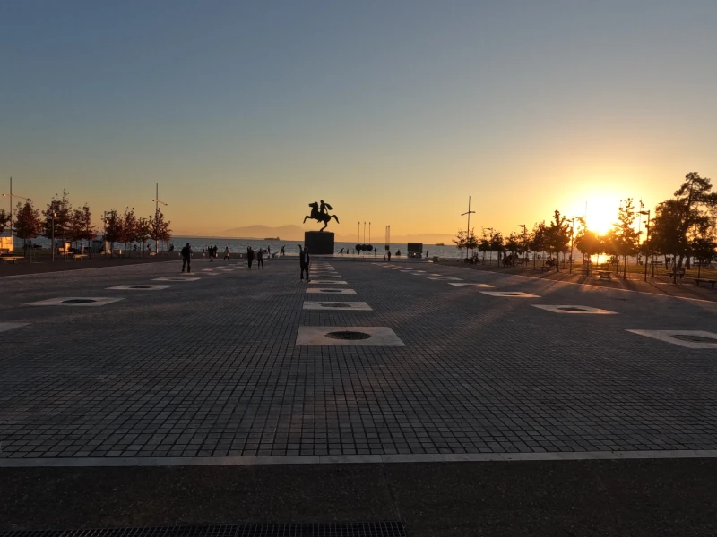Statue in Thessaloniki
